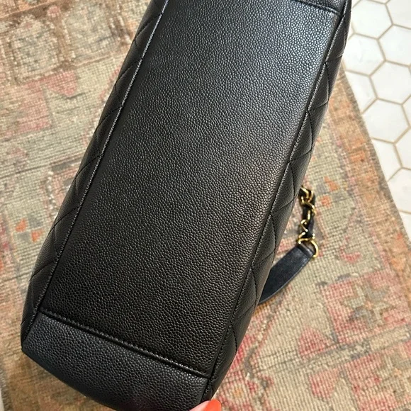 Chanel Black Quilted Caviar Grand Shopping Tote - Picture 4 of 10